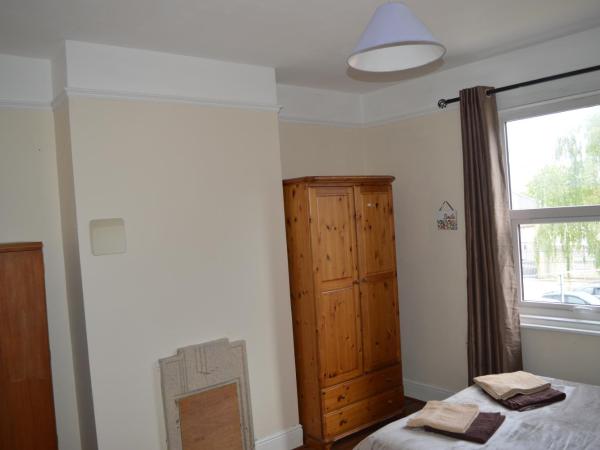 Library View Villa Holiday Home : photo 10 de la chambre chambre familiale