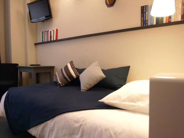 Hotel de la Placette Barcelonnette : photo 2 de la chambre chambre triple