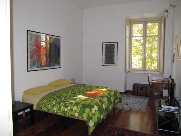 Al Porta Susa B&B : photo 7 de la chambre chambre double avec salle de bains privative extérieure