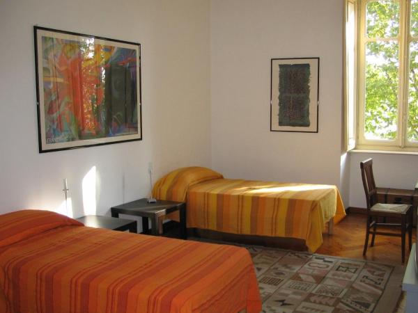 Al Porta Susa B&B : photo 9 de la chambre chambre double avec salle de bains privative extérieure