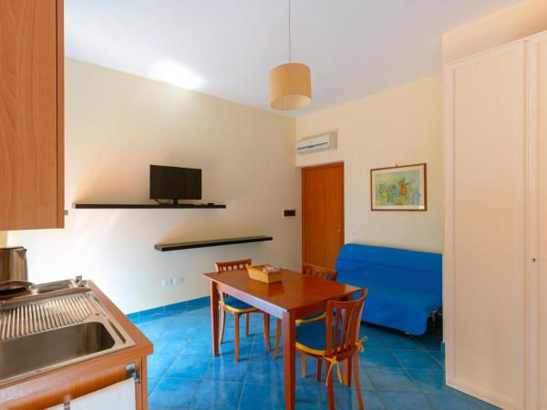 Villa Rosa Sorrento : photo 1 de la chambre studio (3 adultes)