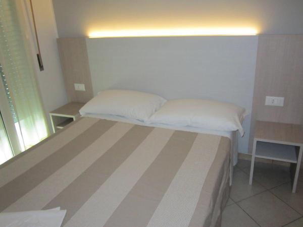 HOTEL ANDREA'S : photo 5 de la chambre chambre double Économique