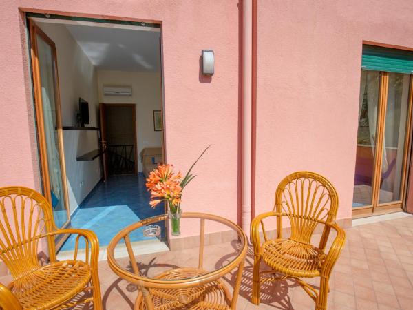 Villa Rosa Sorrento : photo 5 de la chambre studio (3 adultes)