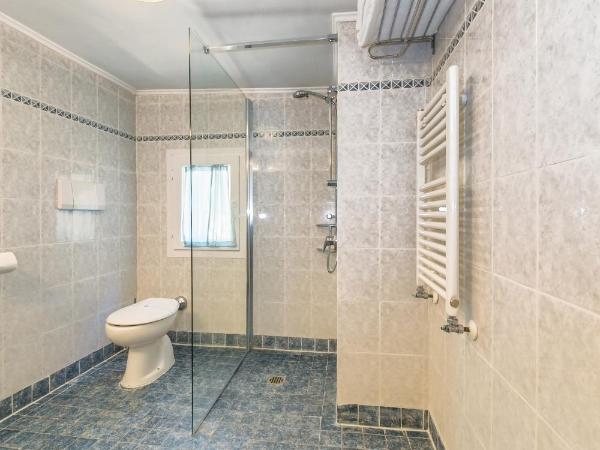 Hotel Pantalon : photo 2 de la chambre chambre quadruple