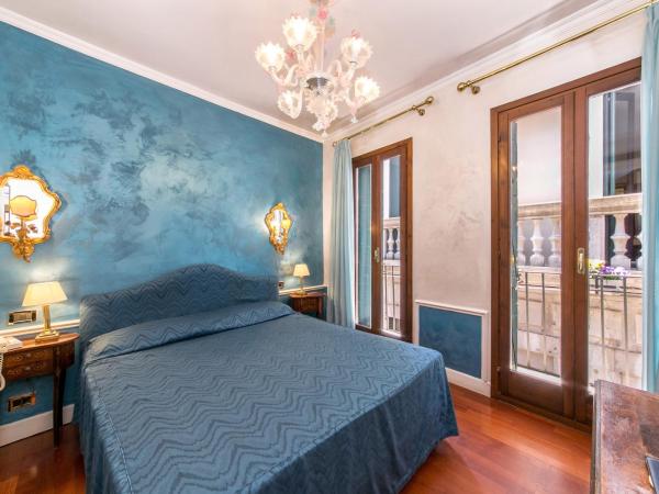 Hotel Pantalon : photo 2 de la chambre chambre double ou lits jumeaux