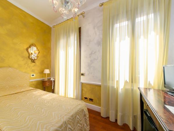 Hotel Pantalon : photo 4 de la chambre chambre simple