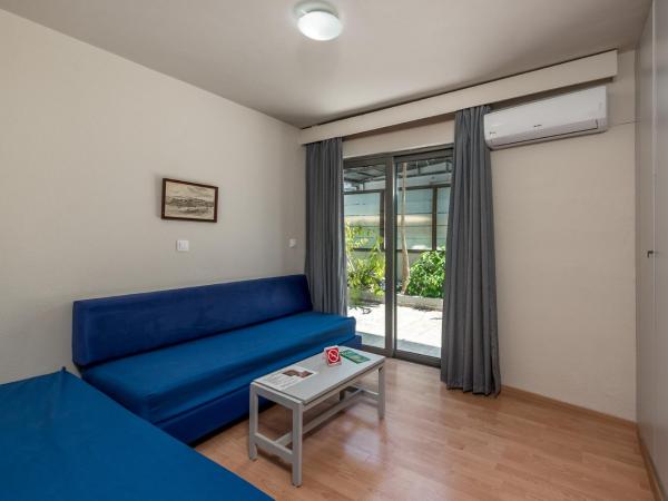 7Palms : photo 3 de la chambre appartement 2 chambres (2-4 adultes) - rez-de-chaussée 