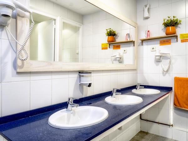 Itaca Hostel : photo 7 de la chambre lit dans dortoir mixte (10 lits)