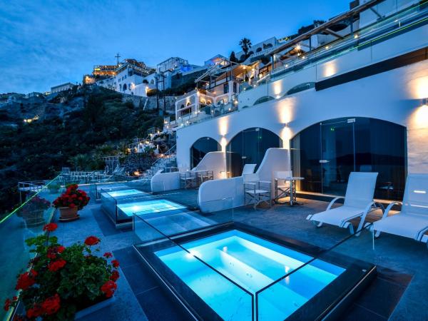 Kratiras View Luxury Suites : photo 9 de la chambre suite junior avec piscine privée 