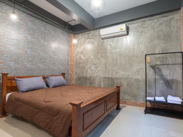 Sawatdee Guesthouse the Original : photo 5 de la chambre suite deluxe avec lit king-size