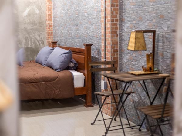 Sawatdee Guesthouse the Original : photo 4 de la chambre suite deluxe avec lit king-size