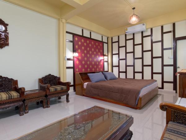 Sawatdee Guesthouse the Original : photo 6 de la chambre suite deluxe avec lit king-size