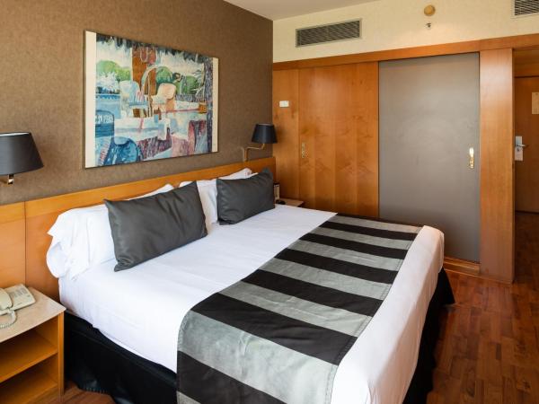 Catalonia Barcelona Plaza : photo 3 de la chambre chambre double ou lits jumeaux