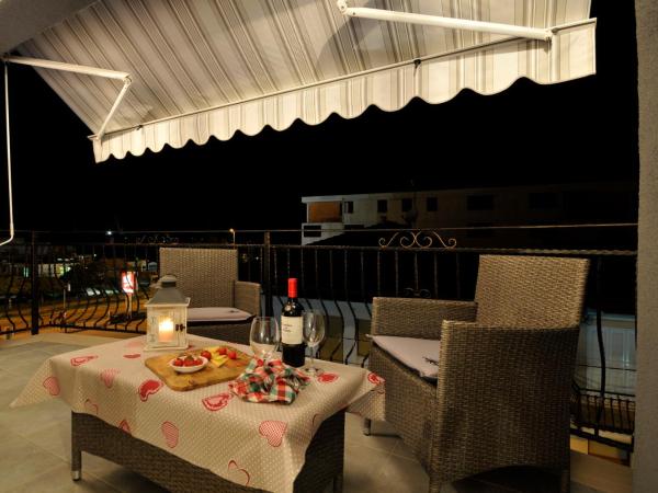 Apartments & Rooms Villa Maslina : photo 3 de la chambre appartement (2 adultes)