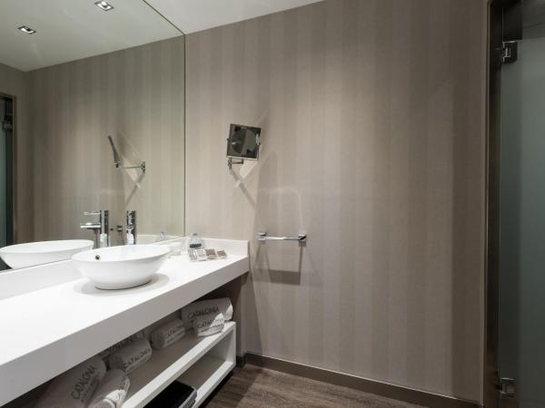 Catalonia Barcelona Plaza : photo 10 de la chambre chambre premium supérieure 

