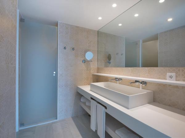 Iberostar Selection Marbella Coral Beach : photo 5 de la chambre suite junior - vue sur piscine 