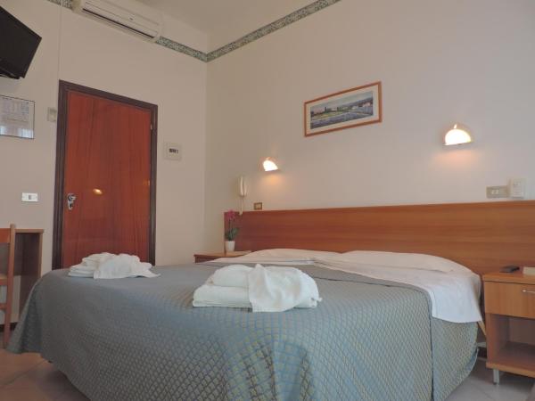 Hotel Liliana : photo 2 de la chambre chambre quadruple