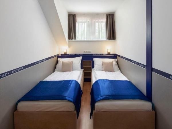 Hotel Solero : photo 3 de la chambre chambre quadruple classique