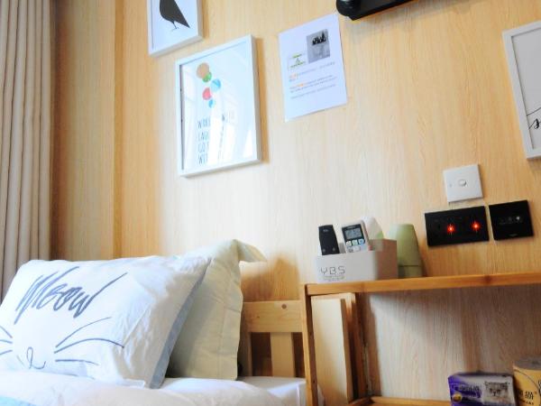 Big Wave Travel : photo 4 de la chambre chambre quadruple avec vue sur la ville