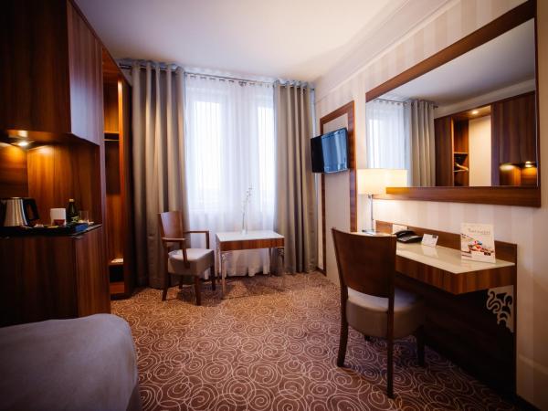 Hotel Lord - Warsaw Airport : photo 4 de la chambre chambre simple