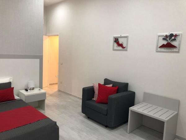 Chiaia Guest House : photo 6 de la chambre chambre lit king-size