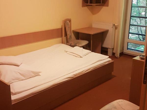 hostel leśny : photo 1 de la chambre chambre double