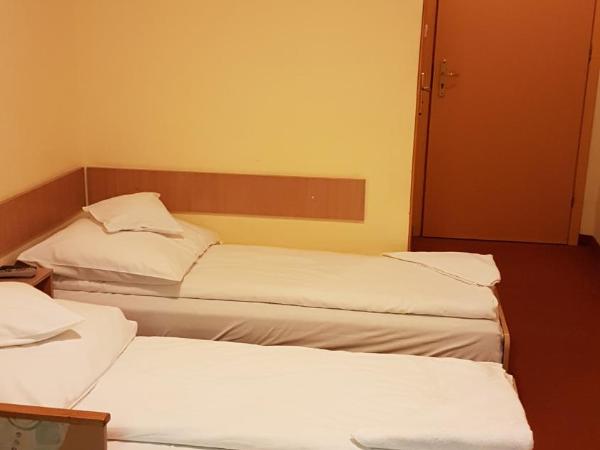 hostel leśny : photo 2 de la chambre chambre lits jumeaux