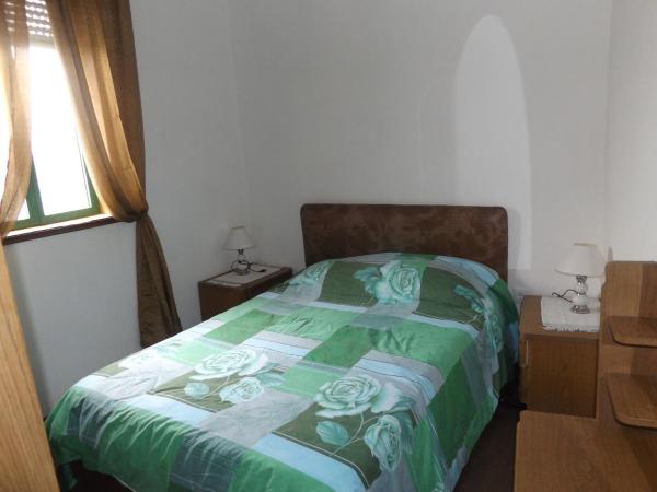 Casa do Largo House : photo 8 de la chambre chambre double