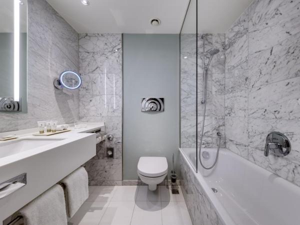 Clayton Hotel Düsseldorf City Centre : photo 10 de la chambre suite exécutive