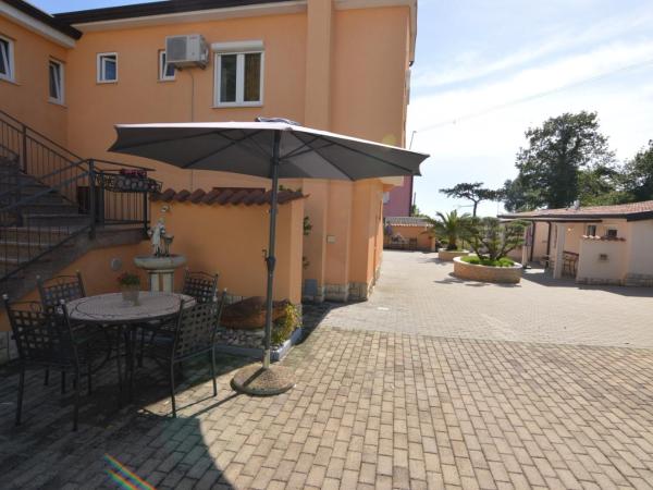 Apartmani Dekovic Materada : photo 7 de la chambre appartement