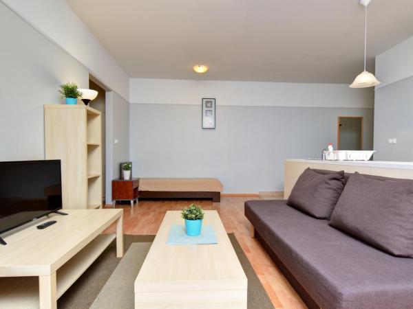 Agape Apartments : photo 6 de la chambre appartement 2 chambres avec balcon