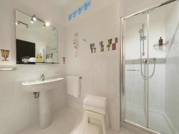 Hotel Byron Bellavista : photo 3 de la chambre suite junior avec balcon