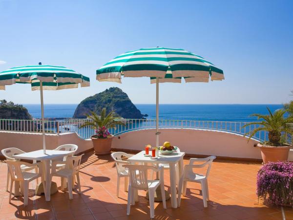 Hotel Residence S.Angelo : photo 6 de la chambre chambre quadruple - vue sur jardin