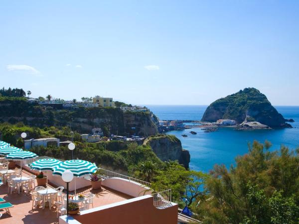 Hotel Residence S.Angelo : photo 4 de la chambre chambre quadruple - vue sur jardin