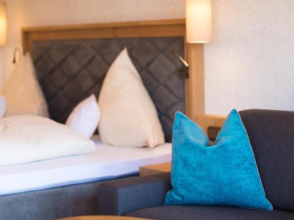 Garten - Hotel Sallerhof : photo 4 de la chambre garden suite double room with a/c