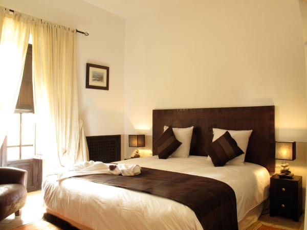 Villa Le Perroquet Bleu : photo 9 de la chambre chambre double avec terrasse