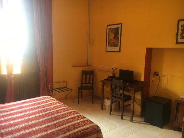 Hotel Europa : photo 1 de la chambre chambre double