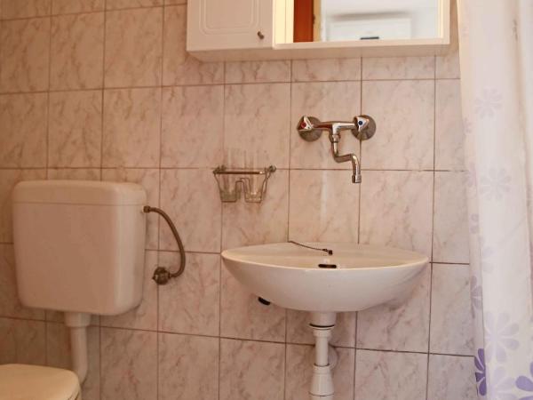 Apartments & Rooms Samohod : photo 9 de la chambre chambre double avec balcon - vue sur mer