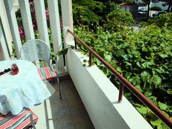 Apartments & Rooms Samohod : photo 10 de la chambre chambre double avec balcon - vue sur mer