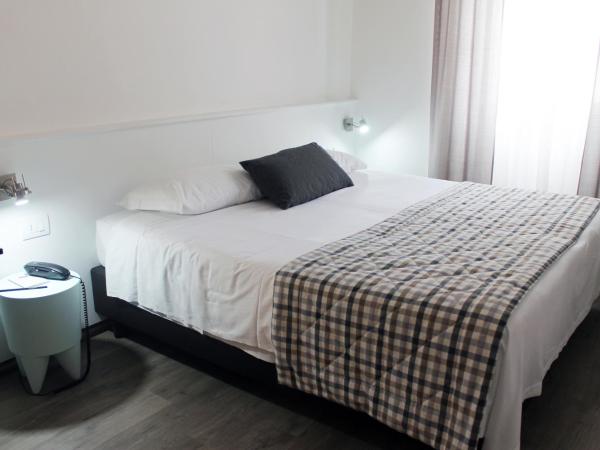 Hotel Bernina : photo 7 de la chambre chambre double