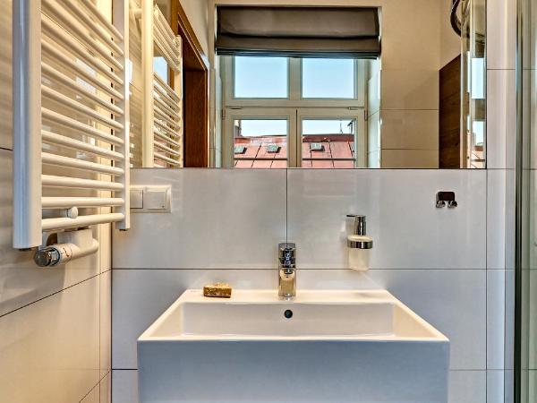 Joyinn Aparthotel : photo 9 de la chambre chambre double supérieure