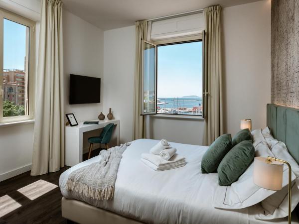 Birkin Marina : photo 7 de la chambre chambre double - vue sur mer