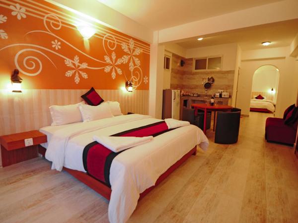 Hotel City Inn - Mountain View : photo 2 de la chambre suite familiale avec vue sur la ville