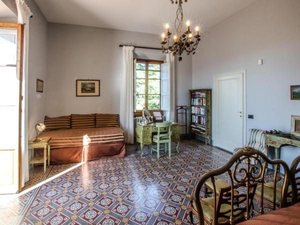 Villa La Piccioncina Firenze : photo 5 de la chambre chambre triple avec vue