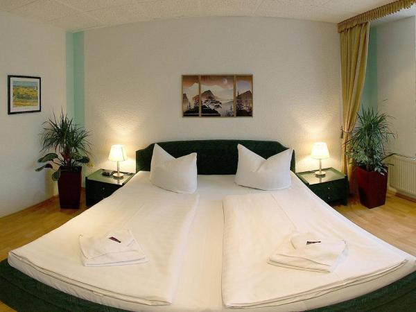 Hotel Adler Leipzig : photo 5 de la chambre chambre quadruple