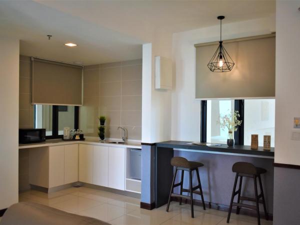 D'Wharf Hotel & Serviced Residence : photo 6 de la chambre suite familiale