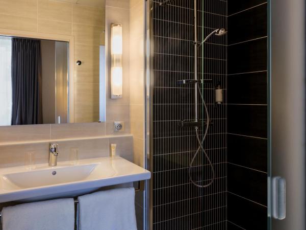 Best Western Plus Richelieu : photo 4 de la chambre chambre lit king-size ou lits jumeaux supérieure