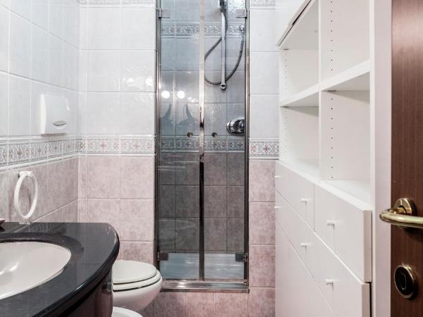 Bed & Breakfast Cesarina : photo 1 de la chambre chambre double ou lits jumeaux avec salle de bains commune
