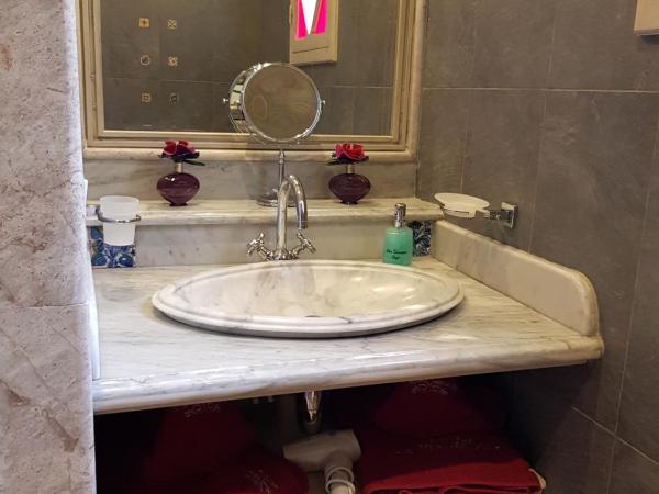 Maison d'Hôtes Dar Ennassim : photo 6 de la chambre chambre double deluxe