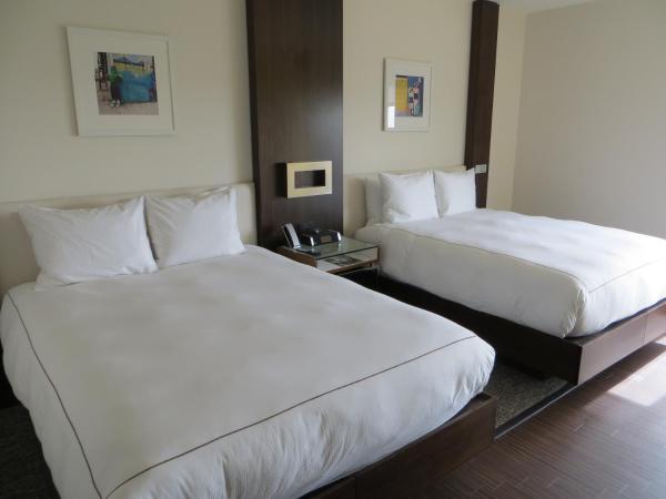 The Alexander, A Dolce Hotel : photo 1 de la chambre chambre deluxe avec 2 lits queen-size